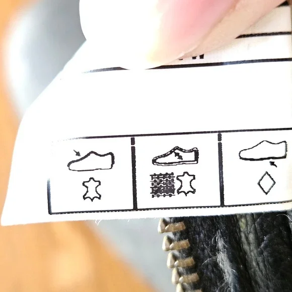 UGG Chaney Black Leather Waterproof Moto Boots Shearling Lined 1007542 Womens 8 - Picture 10 of 12